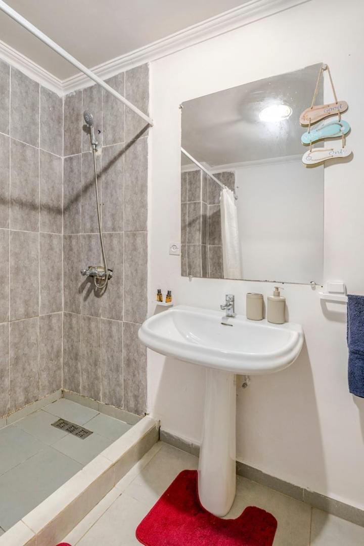 Ocean Breeze ,See View Apartment L'Oasis Экстерьер фото